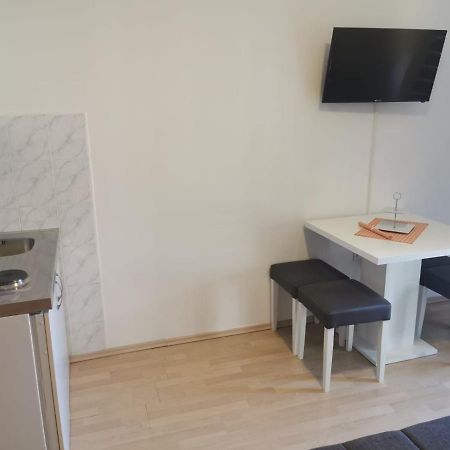 ויר Apartments Ivi מראה חיצוני תמונה