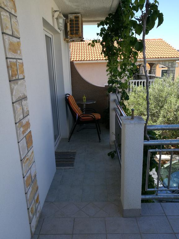ויר Apartments Ivi מראה חיצוני תמונה